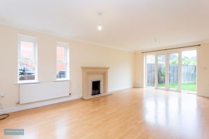 Sitting Room- click for photo gallery